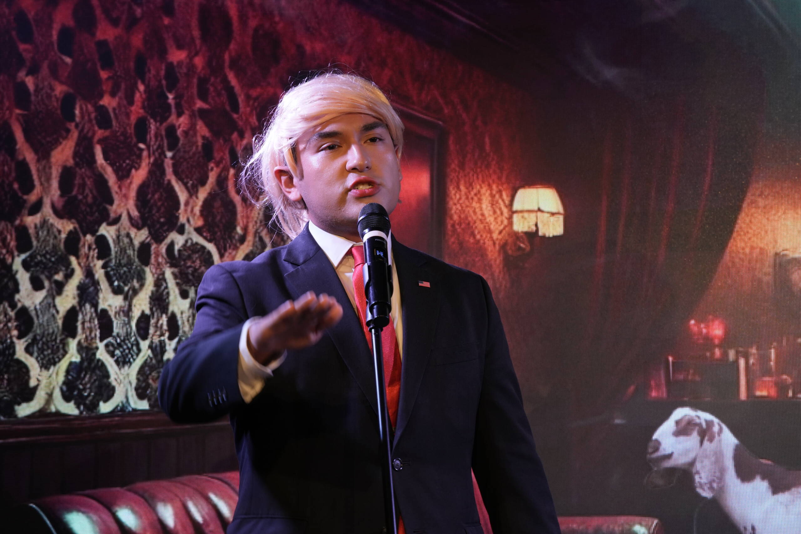 International comedian performing at Madrid Comedy Festival