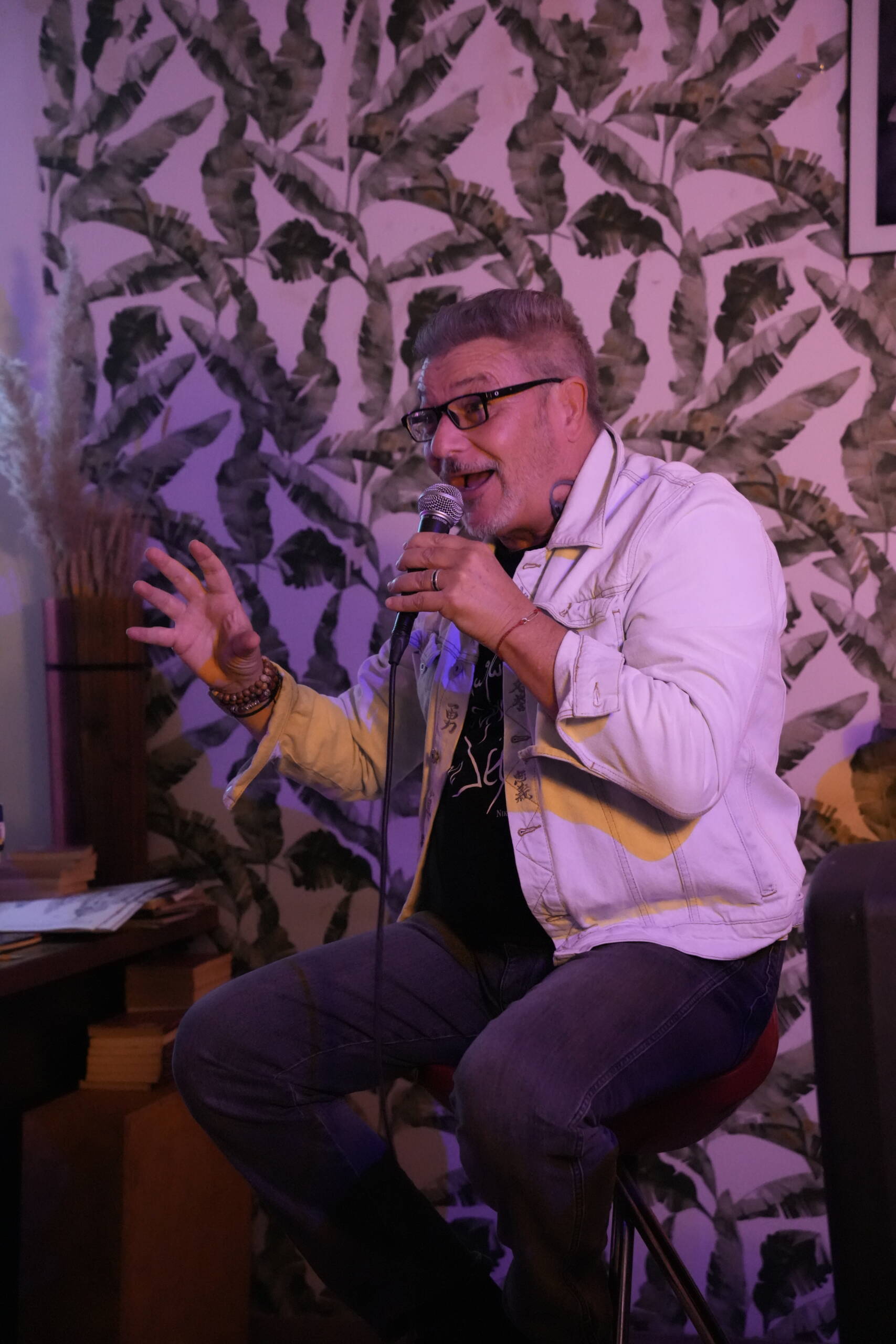 Comedian performing stand-up at Madrid Comedy Festival 2025